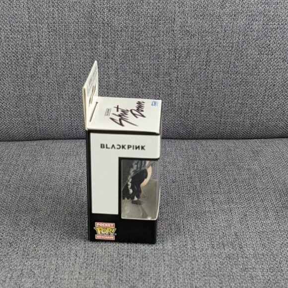 Blackpink Shut Down Jisoo Funko Pocket Pop! Key Chain - Picture 4 of 7